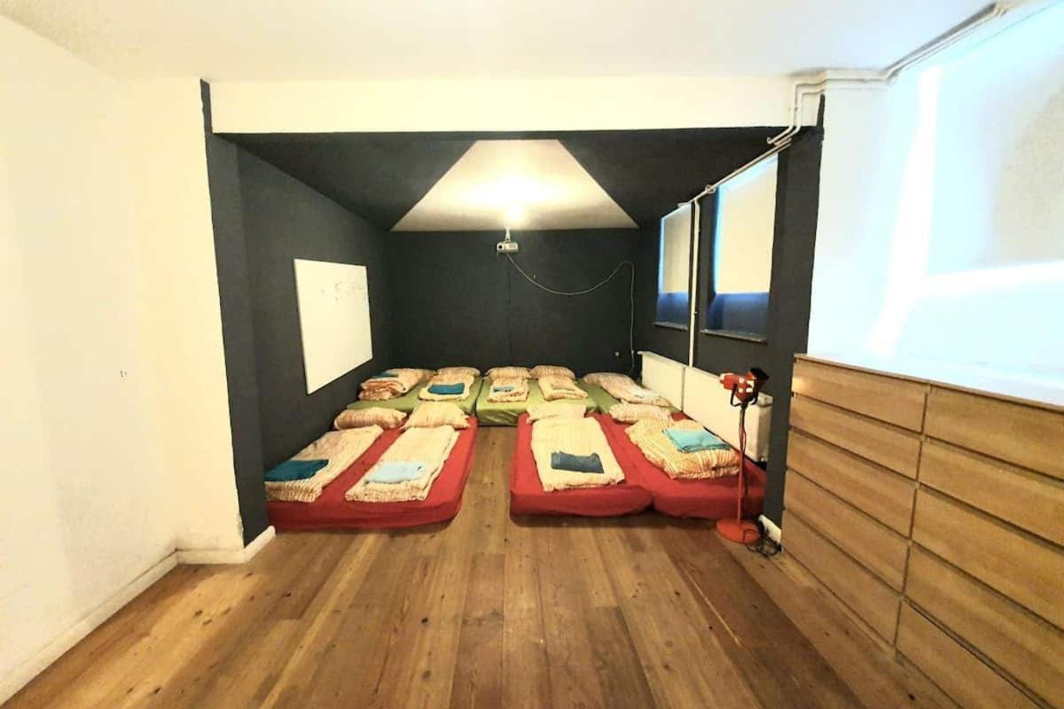 Family Friendly Funhouse Centrally Located In Ottensen Amburgo Esterno foto